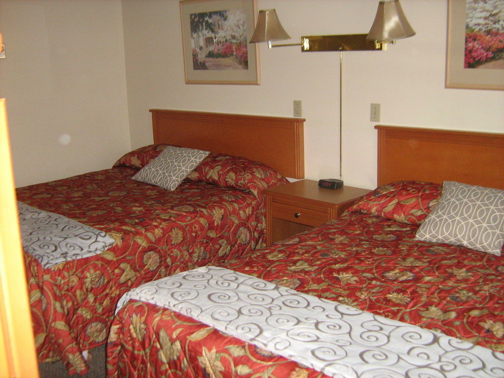 Stoke Hotel Surestay Collection By Best Western Revelstoke Kültér fotó