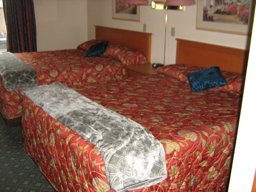 Stoke Hotel Surestay Collection By Best Western Revelstoke Kültér fotó