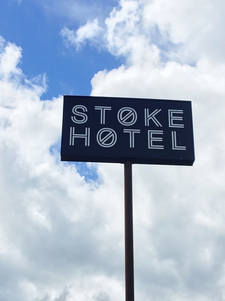 Stoke Hotel Surestay Collection By Best Western Revelstoke Kültér fotó